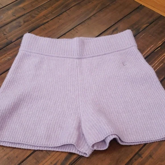 Everlane cozy stretch shorts - Picture 3 of 7